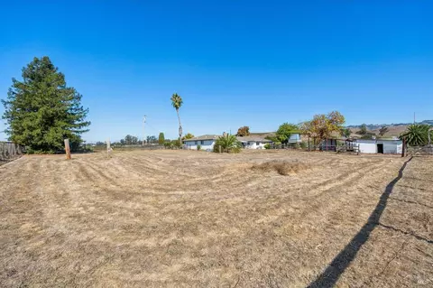 Exterior - 2702 Old Adobe Rd, Petaluma, CA 94954 photo 12 of 12
