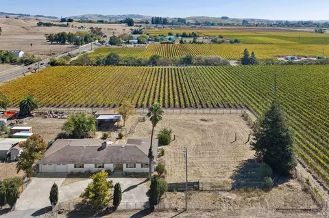 View/Area - 2702 Old Adobe Rd, Petaluma, CA 94954 photo 2 of 6