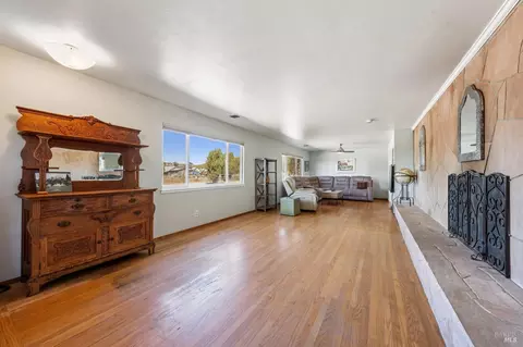 Living - 2702 Old Adobe Rd, Petaluma, CA 94954 photo 1 of 3