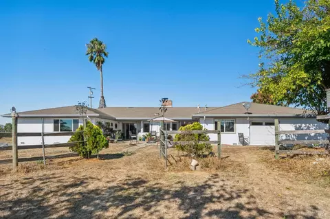 Exterior - 2702 Old Adobe Rd, Petaluma, CA 94954 photo 7 of 12