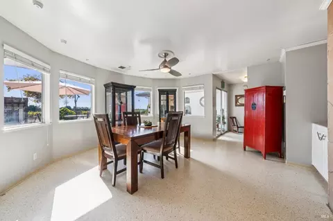 Dining - 2702 Old Adobe Rd, Petaluma, CA 94954 photo 2 of 2
