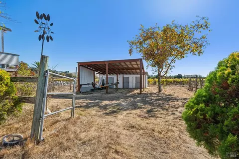 Exterior - 2702 Old Adobe Rd, Petaluma, CA 94954 photo 5 of 12