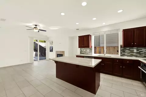 Kitchen - 2590 Rowe Dr, Fairfield, CA 94533 photo 1 of 6