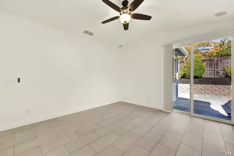 Bedroom - 2590 Rowe Dr, Fairfield, CA 94533 photo 1 of 8