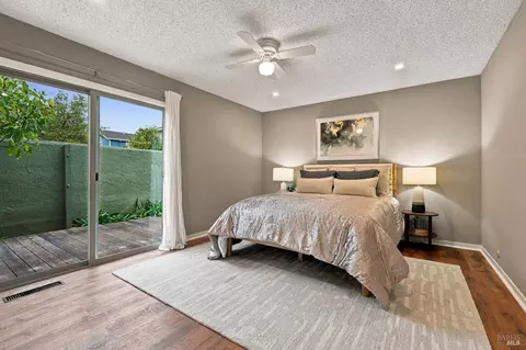 Bedroom - 237 Frederick Dr, Napa, CA 94559 photo 4 of 6