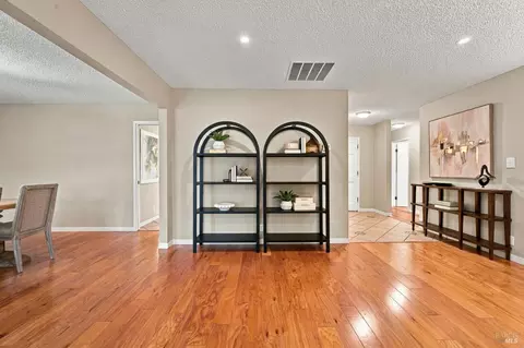 Entry Way - 237 Frederick Dr, Napa, CA 94559 photo 4 of 4