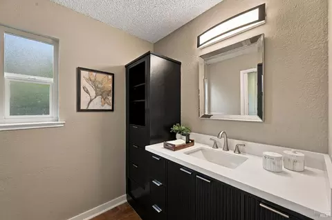 Bath - 237 Frederick Dr, Napa, CA 94559 photo 2 of 4