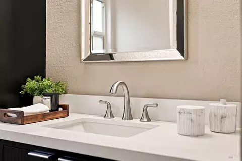 Bath - 237 Frederick Dr, Napa, CA 94559 photo 3 of 4