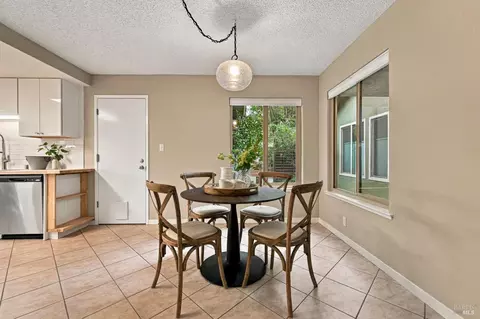 Dining - 237 Frederick Dr, Napa, CA 94559 photo 4 of 7