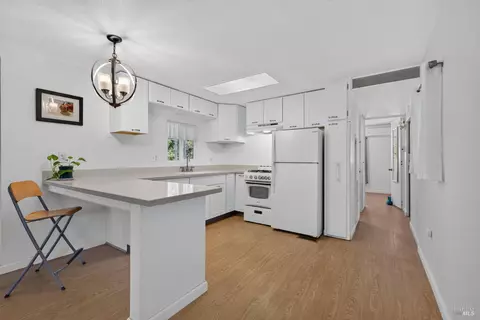 1129 Adrienne Way, Santa Rosa, CA 95401