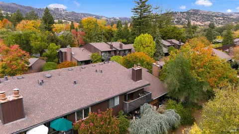 344 Los Alamos Rd, Santa Rosa, CA 95409