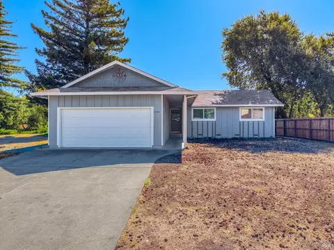12741 Blue Heron Ct, Clearlake Oaks, CA 95423