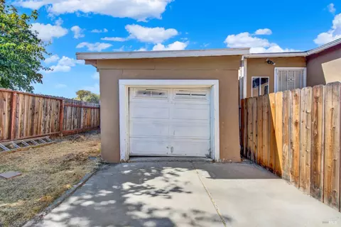 Exterior - 55 Highway Ave, Bay Point, CA 94565 photo 8 of 19