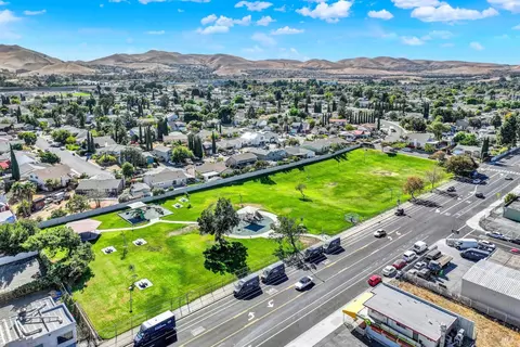 View/Area - 55 Highway Ave, Bay Point, CA 94565 photo 3 of 4