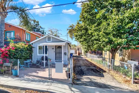 Exterior - 55 Highway Ave, Bay Point, CA 94565 photo 2 of 19