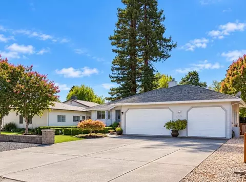 3159 Saint Francis Dr, Lakeport, CA 95453
