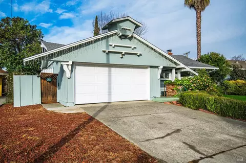 Exterior - 1719 Elm St, Fairfield, CA 94533 photo 5 of 14