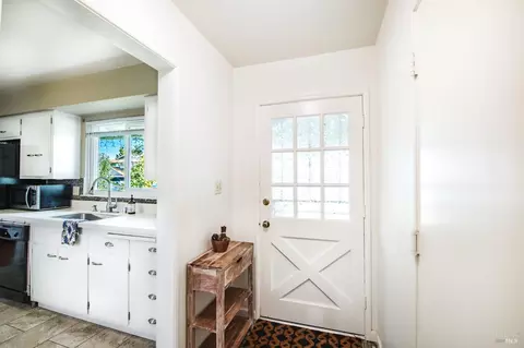 Entry Way - 1719 Elm St, Fairfield, CA 94533 photo 2 of 2