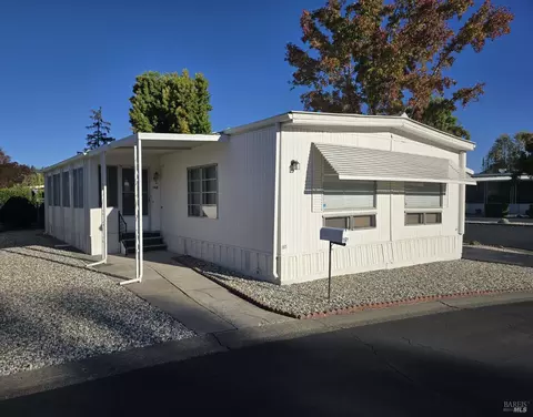 162 Larkspur Dr, Santa Rosa, CA 95409