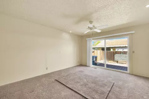 Living - 105 Sequoia Dr, Vacaville, CA 95687 photo 1 of 1