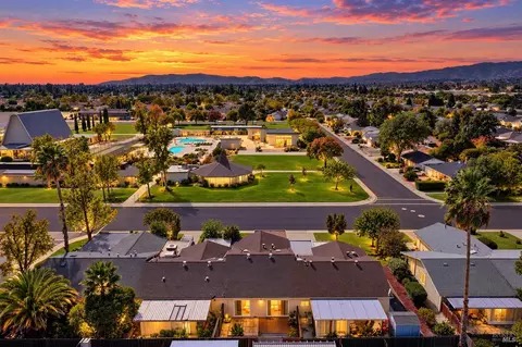 View/Area - 105 Sequoia Dr, Vacaville, CA 95687 photo 2 of 2