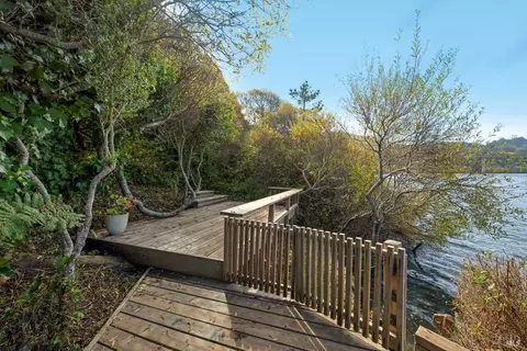 Exterior - 29011 Willow Creek Rd, Jenner, CA 95450 photo 6 of 8