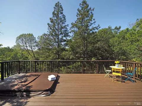Exterior - 1575 Foxridge Rd, Geyserville, CA 95441 photo 6 of 17