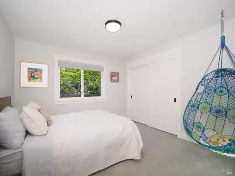 Bedroom - 1575 Foxridge Rd, Geyserville, CA 95441 photo 4 of 6