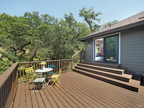 Exterior - 1575 Foxridge Rd, Geyserville, CA 95441 photo 8 of 17