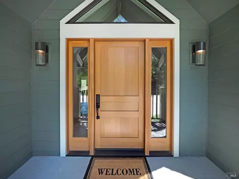 Entry Way - 1575 Foxridge Rd, Geyserville, CA 95441 photo 1 of 2