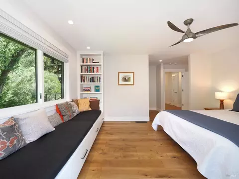 Bedroom - 1575 Foxridge Rd, Geyserville, CA 95441 photo 3 of 6