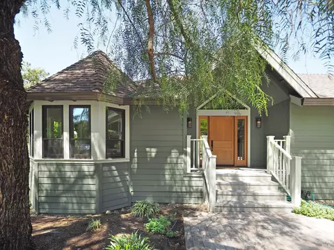 Exterior - 1575 Foxridge Rd, Geyserville, CA 95441 photo 5 of 17