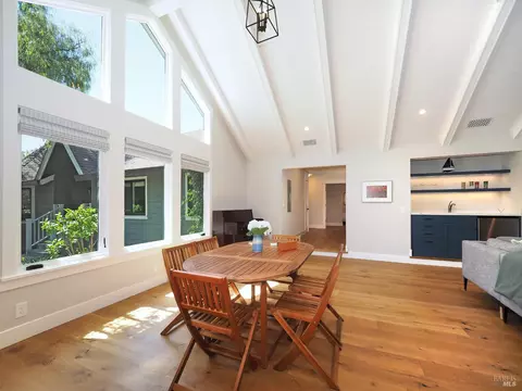 Dining - 1575 Foxridge Rd, Geyserville, CA 95441 photo 3 of 3