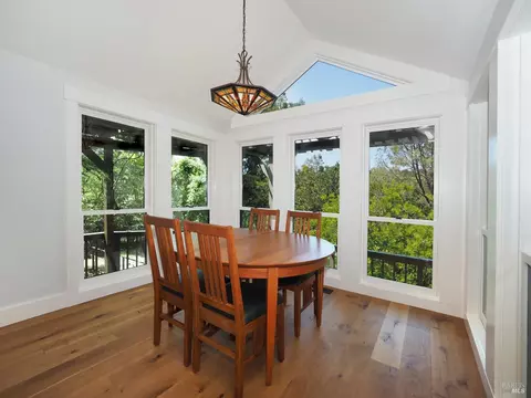 Dining - 1575 Foxridge Rd, Geyserville, CA 95441 photo 1 of 3