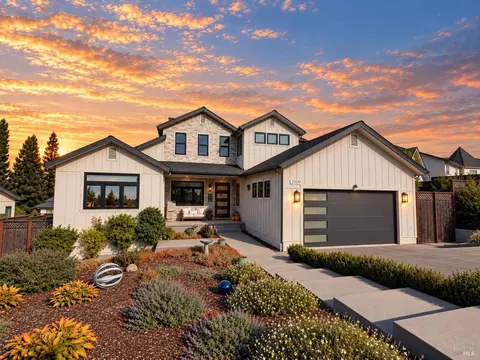 2009 Stony Oak Ct NE, Santa Rosa, CA 95403
