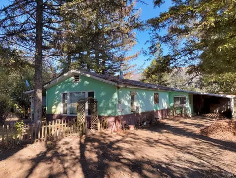13501 Powerhouse Rd, Potter Valley, CA 95469