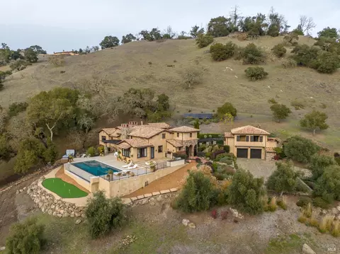 5733 Cottage Ridge Rd, Santa Rosa, CA 95403
