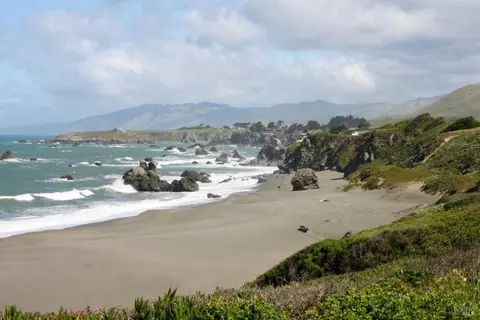 View/Area - 209 Calle Del Sol, Bodega Bay, CA 94923 photo 4 of 7