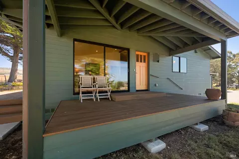 Exterior - 209 Calle Del Sol, Bodega Bay, CA 94923 photo 4 of 8