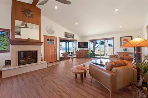 Living - 209 Calle Del Sol, Bodega Bay, CA 94923 photo 1 of 7