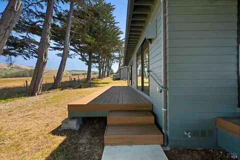 Exterior - 209 Calle Del Sol, Bodega Bay, CA 94923 photo 7 of 8