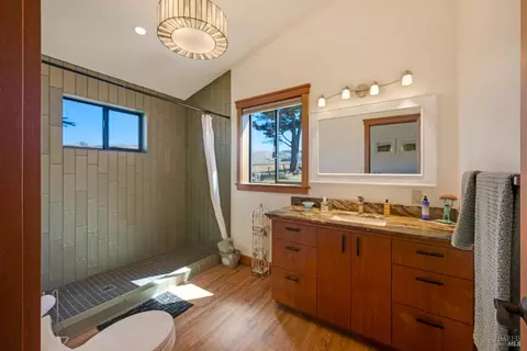 Bath - 209 Calle Del Sol, Bodega Bay, CA 94923 photo 1 of 6