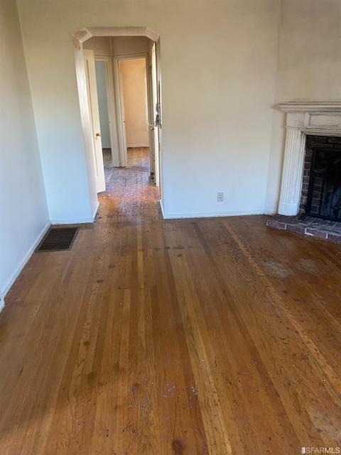 18 Athens St, San Francisco, CA 94112 photo 6