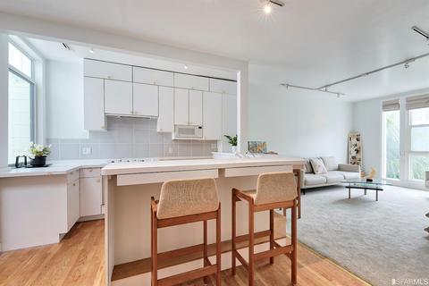 2774 Union St #4, San Francisco, CA 94123 photo 4