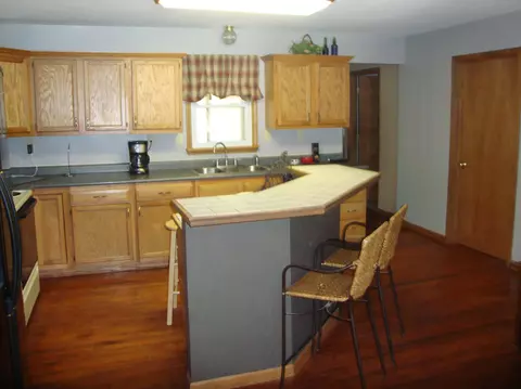 138 Franklin St, Holts Summit, MO 65043 photo 5