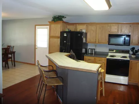 138 Franklin St, Holts Summit, MO 65043 photo 4