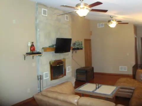 138 Franklin St, Holts Summit, MO 65043 photo 12