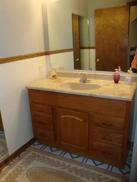 678 Westminster Pl, Holts Summit, MO 65043 photo 3