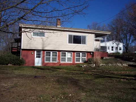 416 E Locust St, Paris, MO 65275 photo 2