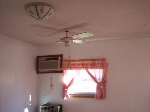 416 E Locust St, Paris, MO 65275 photo 43